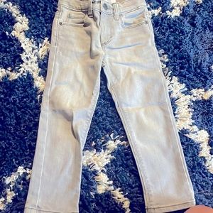 Old navy karate skinny Jean with built in flex max size 3t in grey